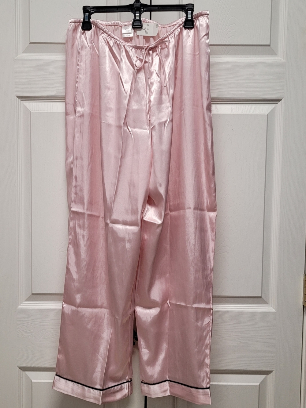 Gilligan and O'Malley Silky Light Pink Satin Lounge Pajama Pants